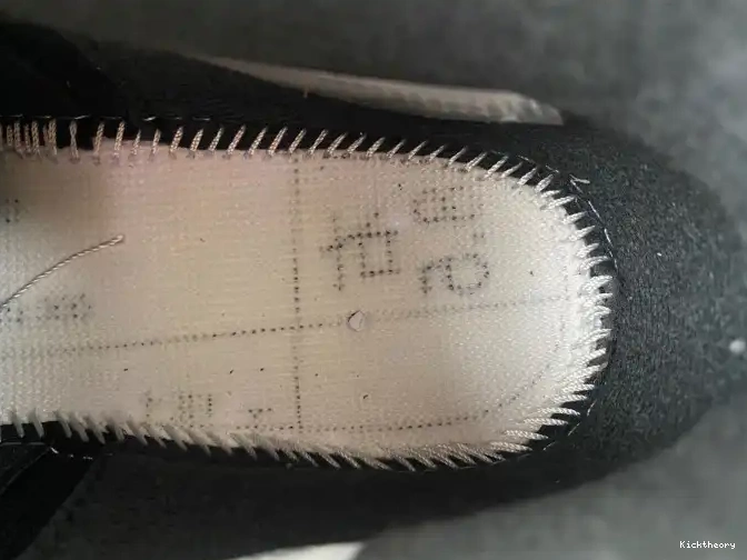 Kick Theory FQ8138-001 AIR 